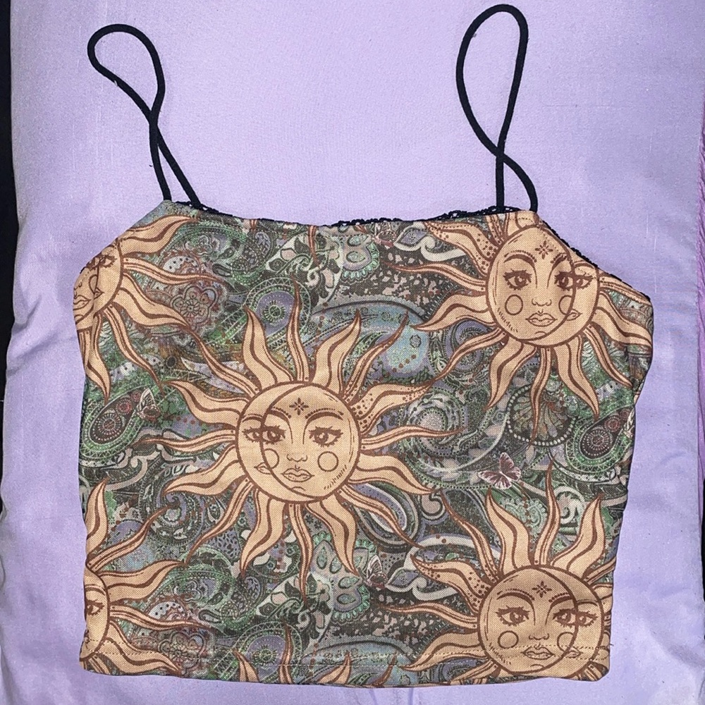 sun & moon cropped tank top